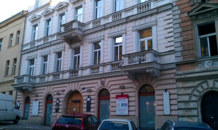 Pronájem obchodních prostor - Mečislavova 7, Praha 4 (OLNÉ od 15.10.2014)